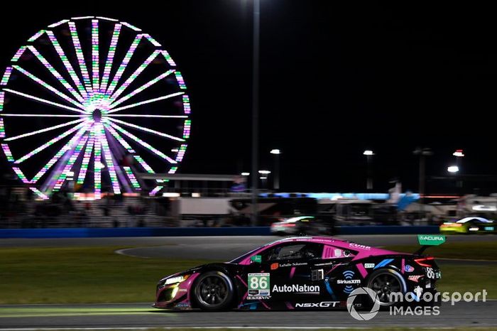 #86 Meyer Shank Racing w/Curb-Agajanian Acura NSX GT3, GTD: Mario Farnbacher, Matt McMurry, Shinya Michimi, Jules Gounon