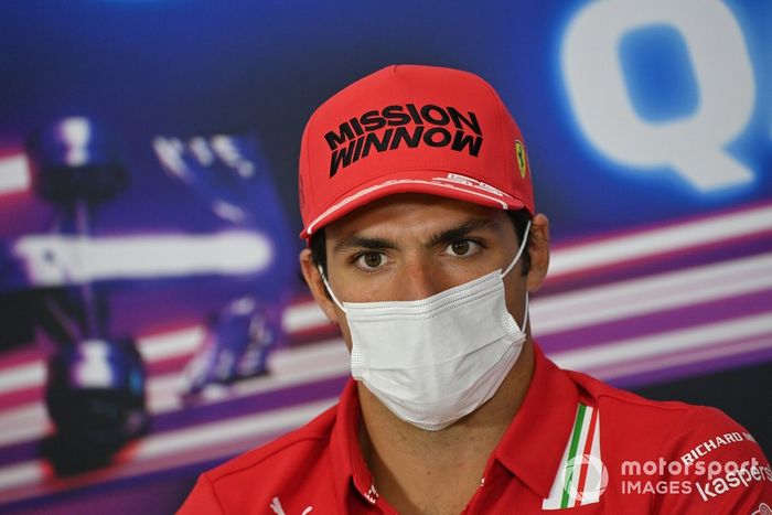 Carlos Sainz Jr., Ferrari en la rueda de prensa