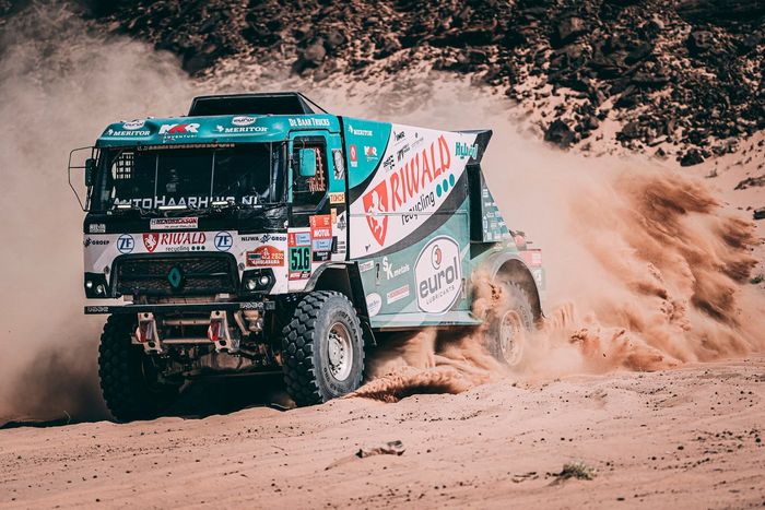 #516 Riwald Dakar Team Renault: Gert Huzink, Rob Buursen, Martin Roesink