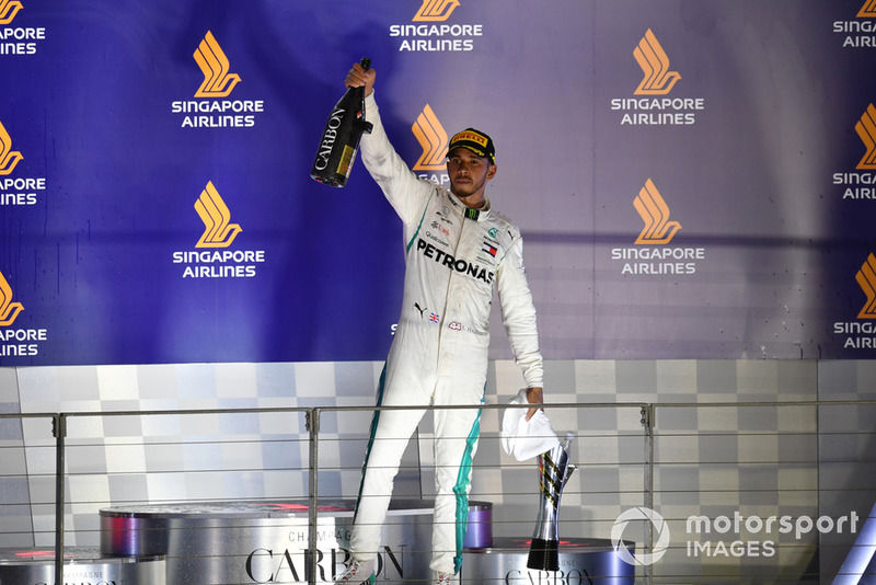 Lewis Hamilton, Mercedes AMG F1 W09 EQ Power+