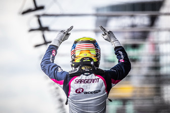 Il vincitore della gara Logan Sargeant, R-Ace GP