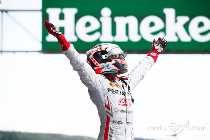 Il a remporté une superbe victoire, sa deuxième consécutive en Course Principale