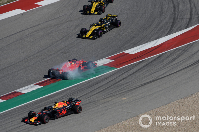 GP Amerika Serikat: Melintir setelah kontak dengan Daniel Ricciardo