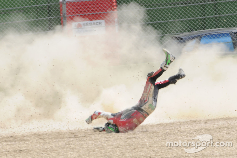 Аварія Юджина Лаверті, Milwaukee Aprilia World Superbike Team