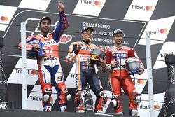 Podio: il vincitore della gara Marc Marquez, Repsol Honda Team, il secondo classificato Danilo Petru