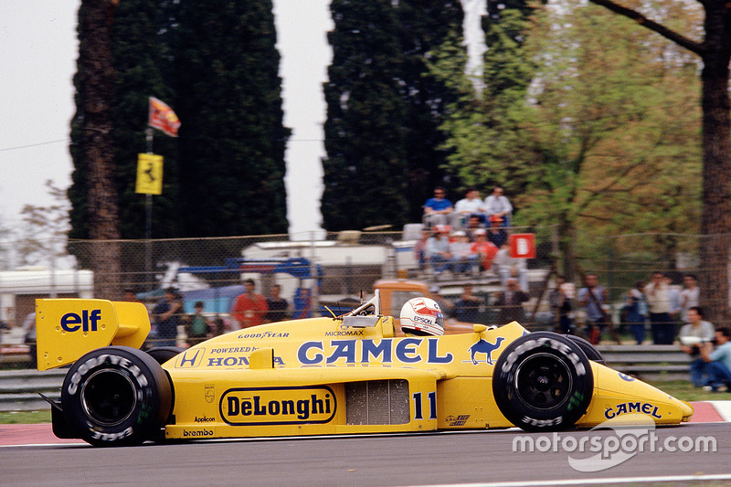 #11: Satoru Nakajima, Team Lotus 99T, Honda
