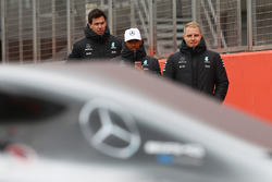 Lewis Hamilton, Mercedes AMG F1, Valtteri Bottas, Mercedes AMG F1, Toto Wolff, teambaas Mercedes AMG