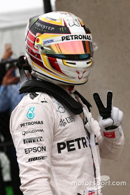 Pole for Lewis Hamilton, Mercedes Petronas AMG F1