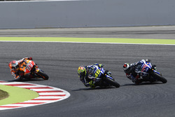 Валентино Россі, Yamaha Factory Racing випереджає Хорхе Лоренсо, Yamaha Factory Racing