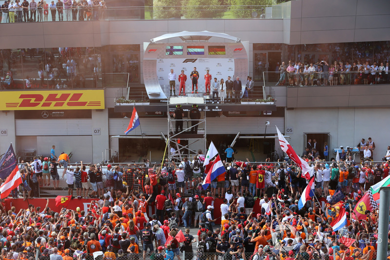 Командний менеджер Red Bull Racing Джонатан Вітлі, Себастьян Феттель, Ferrari, Макс Ферстаппен, Red Bull Racing, Кімі Райкконен, Ferrari