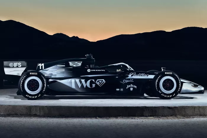 زي كاديلاك F1