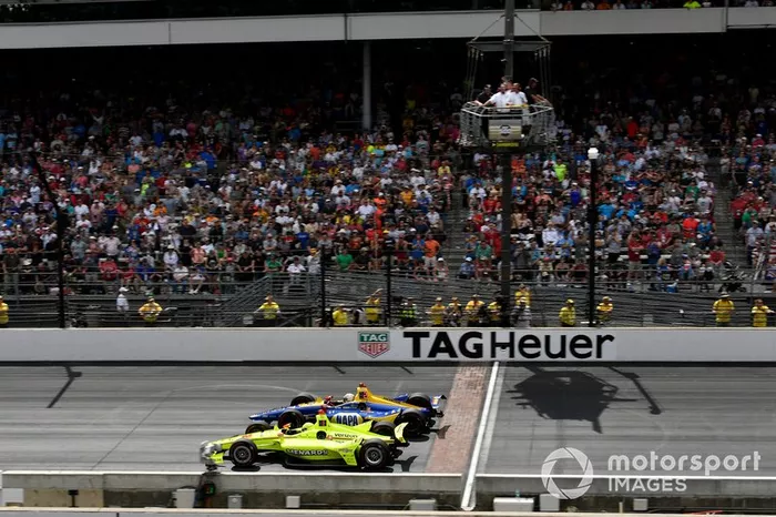 Simon Pagenaud, Team Penske Chevrolet, Alexander Rossi, Andretti Autosport Honda