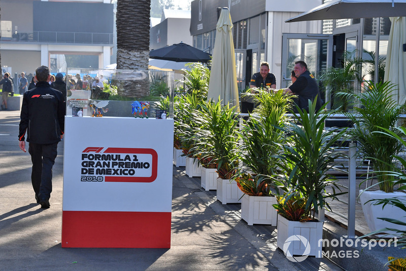 Le paddock