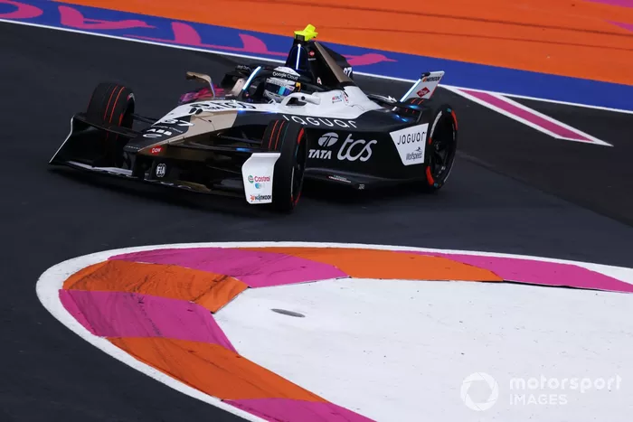 Nick Cassidy, Jaguar TCS Racing