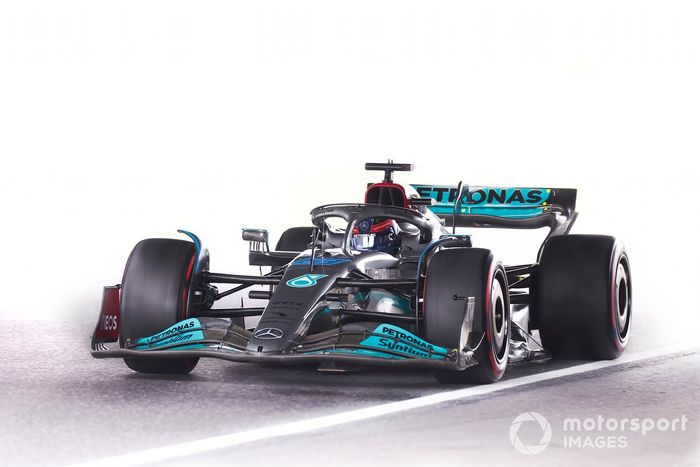 George Russell, Mercedes W13