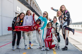 Programa de Evaluación de FIA Mujeres Piloto