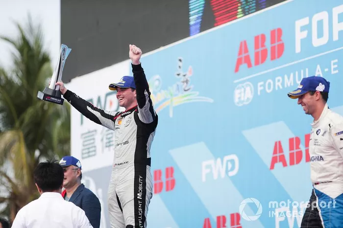 Oliver Rowland, Nissan e.Dams, 2nd position, celebrates his maiden Formula E podium finish