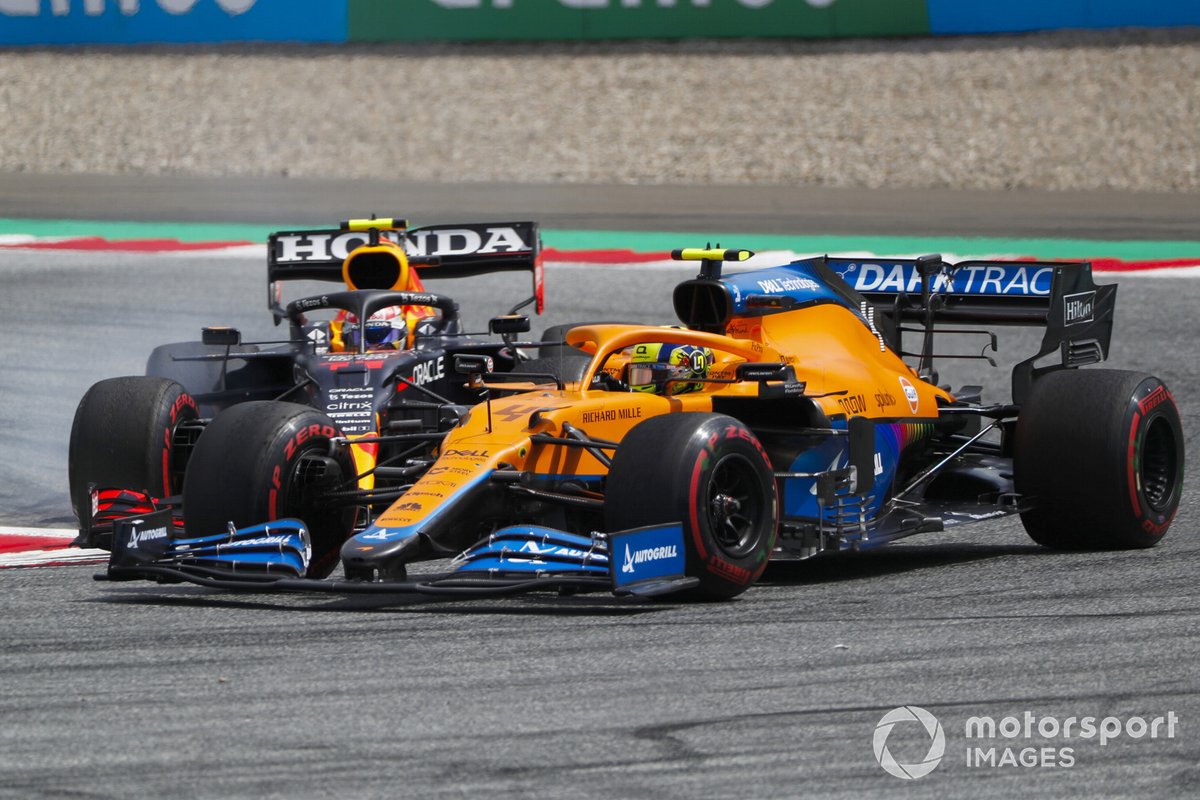 Lando Norris, McLaren MCL35M, Sergio Perez, Red Bull Racing RB16B