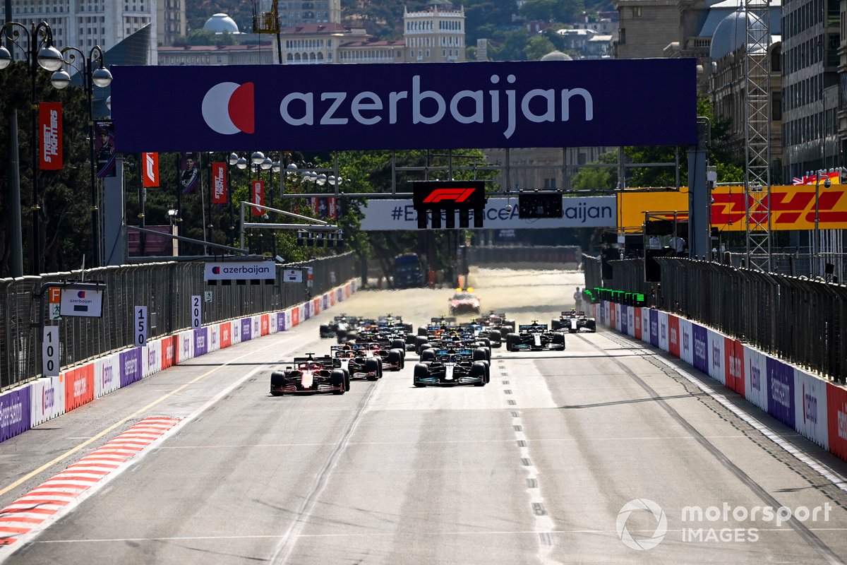 El inicio del Gran Premio de Azerbaiyán de 2021.