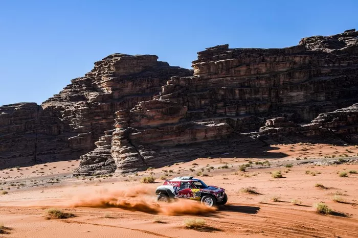 #305 JCW X-Raid Team: Carlos Sainz, Lucas Cruz