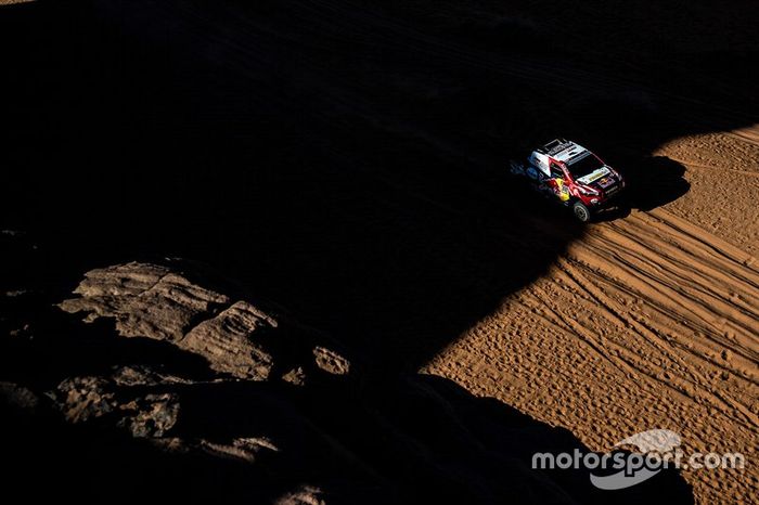 #300 Toyota Gazoo Racing: Nasser Al-Attiyah, Matthieu Baumel