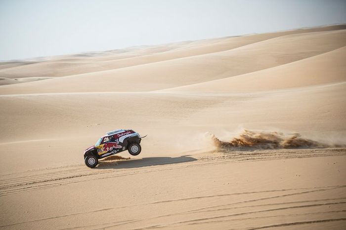 #305 JCW X-Raid Team: Carlos Sainz, Lucas Cruz