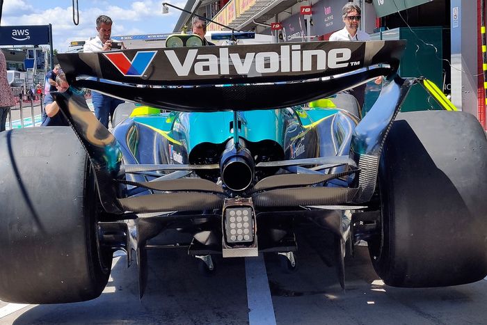 Aston Martin AMR25 detalles técnicos