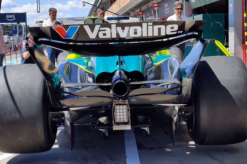 Aston Martin AMR25 detalles técnicos