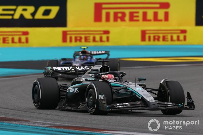 George RussellMercedesCarlos SainzWilliams