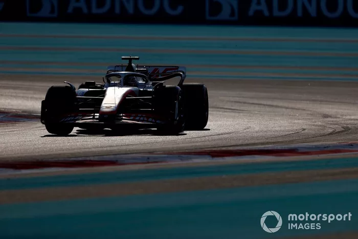 Kevin Magnussen, Haas VF-22