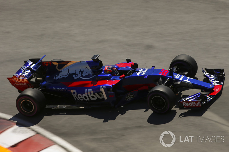 Abandon : Daniil Kvyat (Toro Rosso)