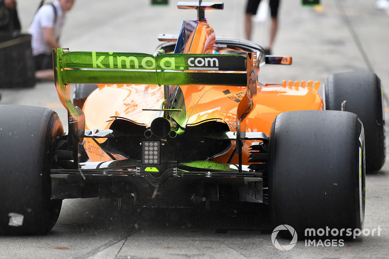 Задня частина McLaren MCL33