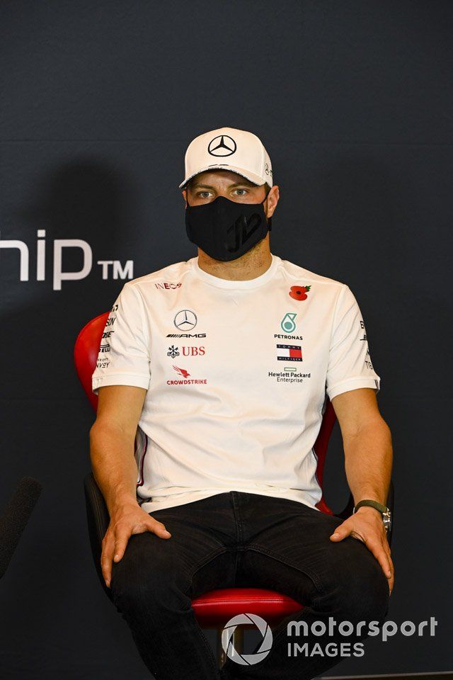 Valtteri Bottas, Mercedes-AMG F1 en la conferencia de prensa