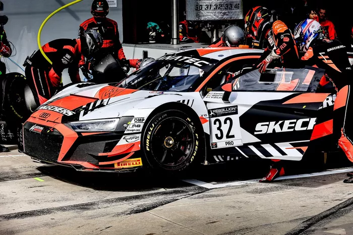 #32 Team WRT Audi R8 LMS evo II GT3: Kelvin Van Der Linde, Dries Vanthoor, Charles Weerts