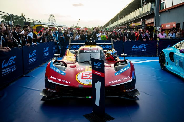 #51 Ferrari AF Corse Ferrari 499P: Alessandro Pier Guidi, James Calado, Antonio Giovinazzi