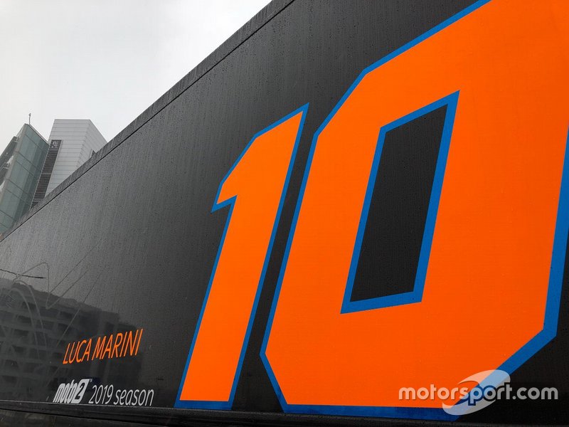 Luca Marini, Sky Racing Team VR46, logo su un camion