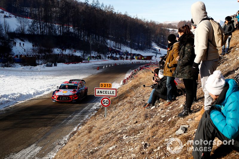 Thierry Neuville, Nicolas Gilsoul, Hyundai Motorsport Hyundai i20 Coupe WRC