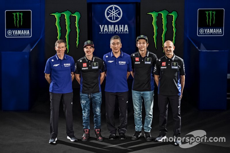 Valentino Rossi, Yamaha Factory Racing, Maverick Vinales, Yamaha Factory Racing, Maio Meregalli, Yamaha Factory Racing team manager, Lin Jarvis, Yamaha Factory Racing Managing Director, Kouichi Tsuji, President of Yamaha Motor Racing