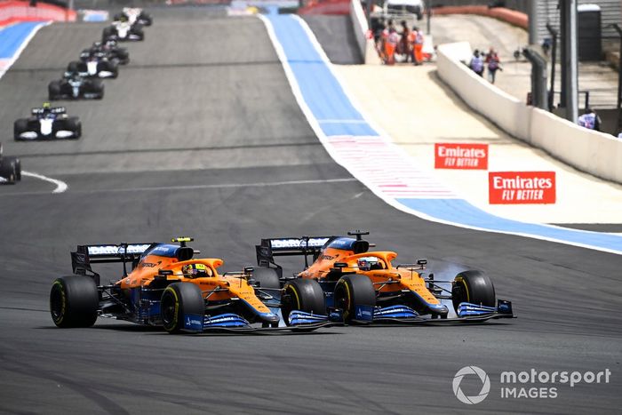Daniel Ricciardo, McLaren MCL35M, Lando Norris, McLaren MCL35M