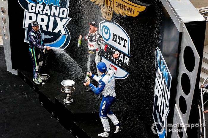 Ganador Rinus VeeKay, Ed Carpenter Racing Chevrolet, Romain Grosjean, Dale Coyne Racing with RWR Honda, Alex Palou, Chip Ganassi Racing Honda