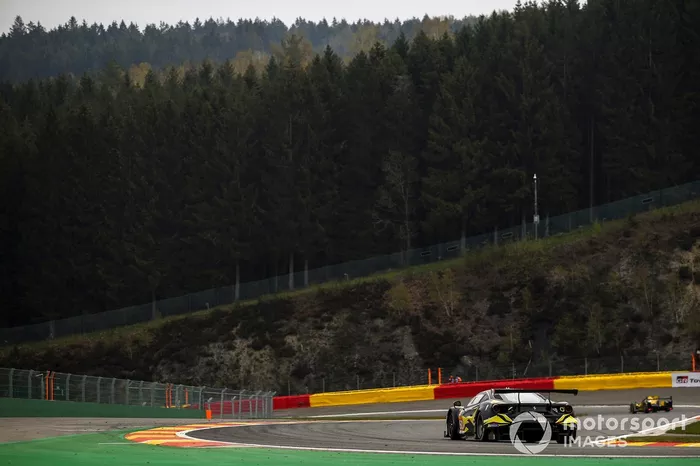 #66 Iron Lynx Ferrari 488 GTE EVO: Claudio Schiavoni, Andrea Piccini, Matteo Cressoni 