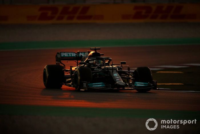 Lewis Hamilton, Mercedes W12