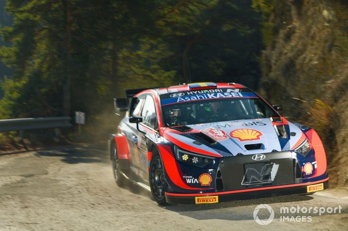 Oliver Solberg, Elliott Edmondson, Hyundai World Rally Team Hyundai i20 N Rally1