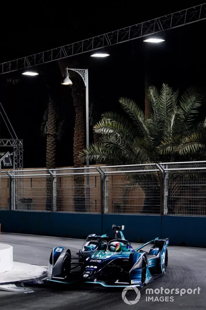 Oliver Turvey, NIO 333, NIO 333 001