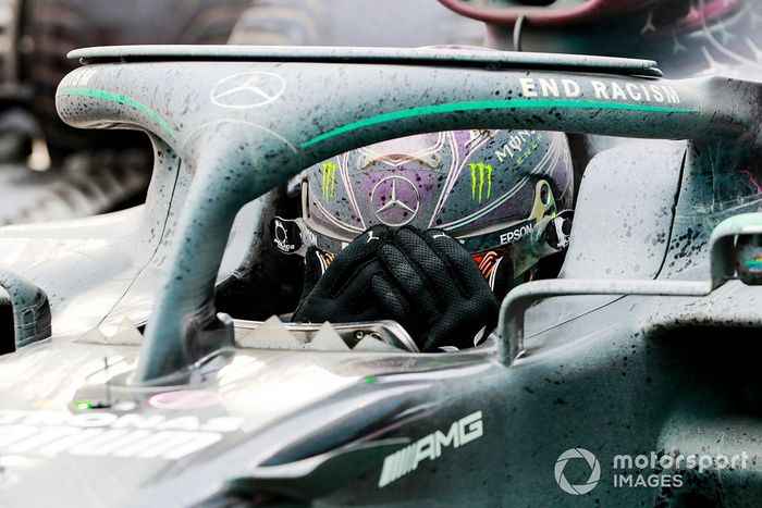 Ganador de la carrera y campeón del mundo Lewis Hamilton, Mercedes F1 W11
