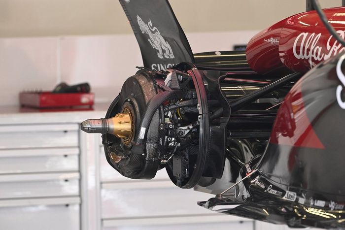 Alfa Romeo C43 ficha técnica