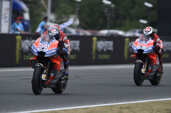 Andrea Dovizioso, Ducati Team, s'impose