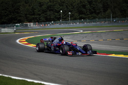 Карлос Сайнс-мол., Scuderia Toro Rosso STR12