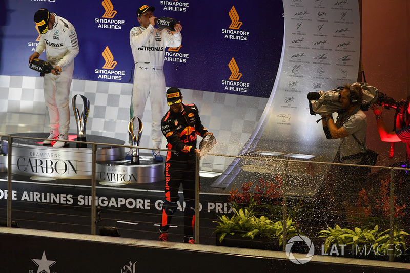 Podium: race winner Lewis Hamilton, Mercedes AMG F1, second place Daniel Ricciardo, Red Bull Racing, third place Valtteri Bottas, Mercedes AMG F1