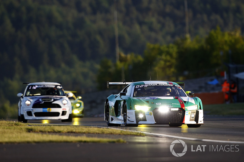 #29 Audi Sport Team Land-Motorsport, Audi R8 LMS: Christopher Mies, Connor De Phillippi, Markus Wink